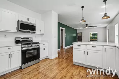 226 S Barker Street, New Buffalo, MI 49117 - Photo 15