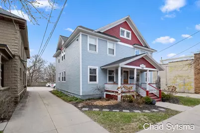 930 Wealthy Street SE #Unit D, Grand Rapids, MI 49506 - Photo 13