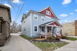 930 Wealthy St SE, Grand Rapids, MI 49506 - Photo 13