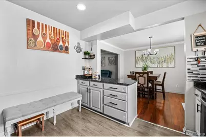 6716 Rosedale Boulevard, Allen Park, MI 48101 - Photo 9