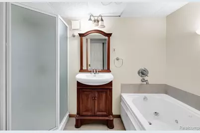 1921 Vine Way Drive #35, Canton, MI 48188 - Photo 25