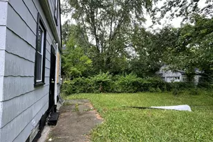 8294 Rosemont Ave, Detroit, MI 48228 - Photo 19