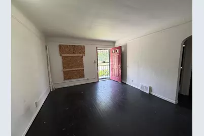 8294 Rosemont Avenue, Detroit, MI 48228 - Photo 3