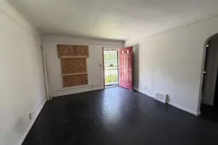 8294 Rosemont Ave, Detroit, MI 48228 - Photo 3