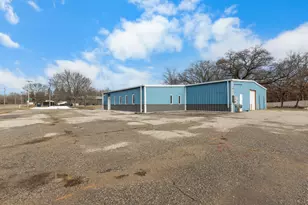 510 N Bronson Ave, Big Rapids, MI 49307 - Photo 1