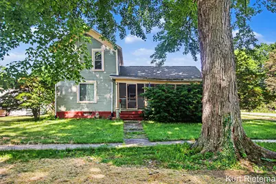 220 Hamilton Avenue, Bangor, MI 49013 - Photo 1