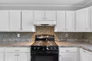 868 Woodbine Blvd, Jackson, MI 49203 - Photo 13