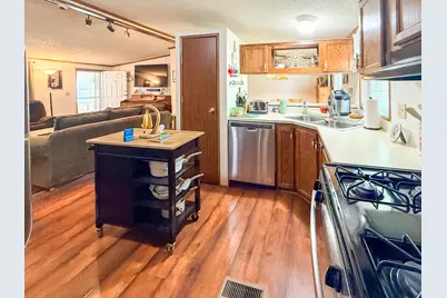 121 Elm Court, Muskegon, MI 49445 - Photo 5