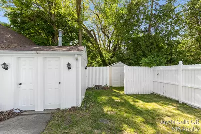 1853 Leonard Street NW, Grand Rapids, MI 49504 - Photo 37