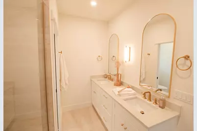 2324 Dallas Avenue, Royal Oak, MI 48067 - Photo 29
