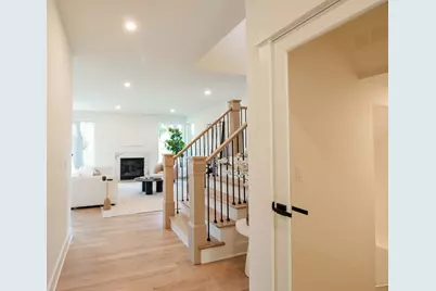 2324 Dallas Avenue, Royal Oak, MI 48067 - Photo 9