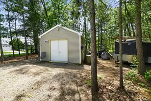 8653 Cochise Dr, Howard City, MI 49329 - Photo 31
