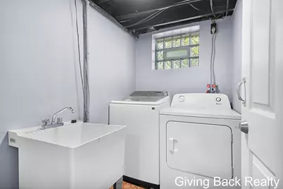 1100 Dallas Avenue SE, Grand Rapids, MI 49507 - Photo 33