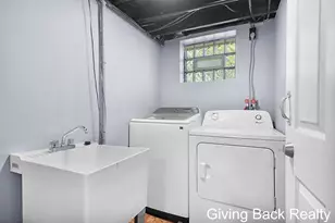 1100 Dallas Ave SE, Grand Rapids, MI 49507 - Photo 33