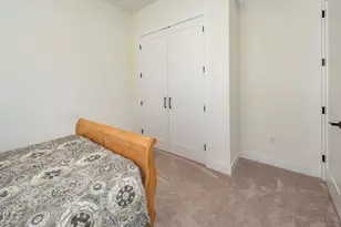 1858 Upland Dr, Ann Arbor, MI 48105 - Photo 43