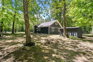 4457 S Croton Hardy Dr, Newaygo, MI 49337 - Photo 7