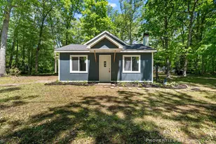 4457 S Croton Hardy Dr, Newaygo, MI 49337 - Photo 3