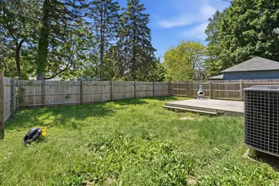 102 S Wendell Avenue, Hartford, MI 49057 - Photo 23