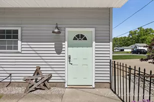 17230 Warrior Dr, Howard City, MI 49329 - Photo 5