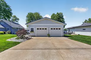 17230 Warrior Dr, Howard City, MI 49329 - Photo 3