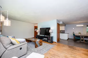 1846 Maple Ln, Benton Harbor, MI 49022 - Photo 5
