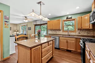 6527 Sussex St, Portage, MI 49024 - Photo 7