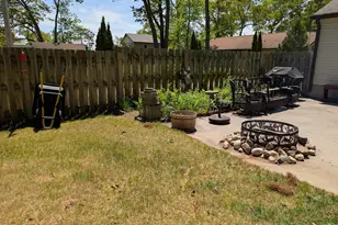 246 Birch Dr, Muskegon, MI 49445 - Photo 13