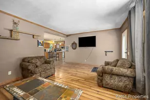 2481 Bauer Rd, Jenison, MI 49428 - Photo 5