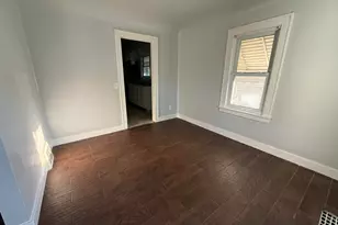 26 Edna Ave, Pontiac, MI 48341 - Photo 9