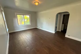 26 Edna Ave, Pontiac, MI 48341 - Photo 3