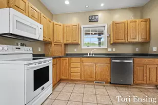 4654 W Woods Rd, Sidney, MI 48885 - Photo 11