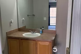16874 Farmington Rd, Livonia, MI 48154 - Photo 19