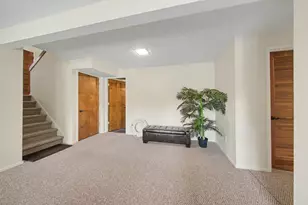 5181 Christine Ct, Ann Arbor, MI 48103 - Photo 7