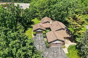 5181 Christine Ct, Ann Arbor, MI 48103 - Photo 3
