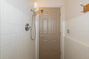 1722 W Kilgore Rd, Kalamazoo, MI 49008 - Photo 47