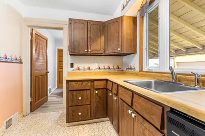1533 W Highland Boulevard, Battle Creek, MI 49015 - Photo 9