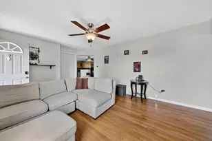 38560 Mason St, Livonia, MI 48154 - Photo 11
