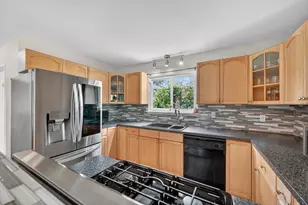 38560 Mason St, Livonia, MI 48154 - Photo 13