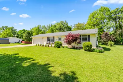 65 W Hallett Street, Hillsdale, MI 49242 - Photo 3