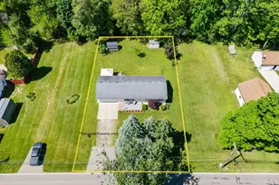65 W Hallett St, Hillsdale, MI 49242 - Photo 39
