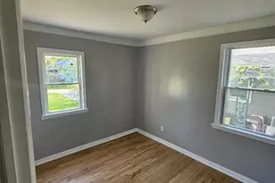 19440 W Chicago Ave, Detroit, MI 48228 - Photo 5