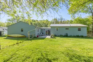 17270 Apache Trail, Howard City, MI 49329 - Photo 19