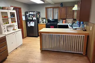 8819 Erdman Rd, Onekama, MI 49675 - Photo 15