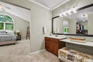 1366 Maiden Ln, Saint Joseph, MI 49085 - Photo 11