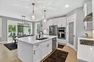577 Trestle Dr, Howell, MI 48843 - Photo 13
