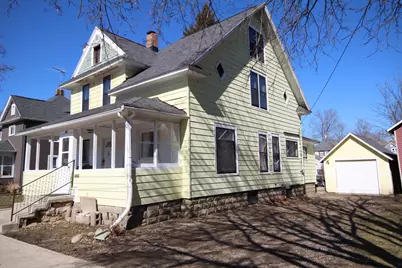 114 W Park Street, Vicksburg, MI 49097 - Photo 1