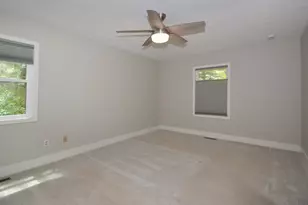 48463 Orchard Dr, Mattawan, MI 49071 - Photo 9