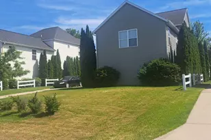 573 Brownstone St, Holland, MI 49423 - Photo 35
