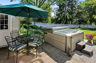 2106 Aberdeen Dr, Kalamazoo, MI 49008 - Photo 27