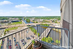 28 Campau Cir NW, Grand Rapids, MI 49503 - Photo 5